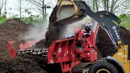 kompostárna compost-grinder-3389086 1280